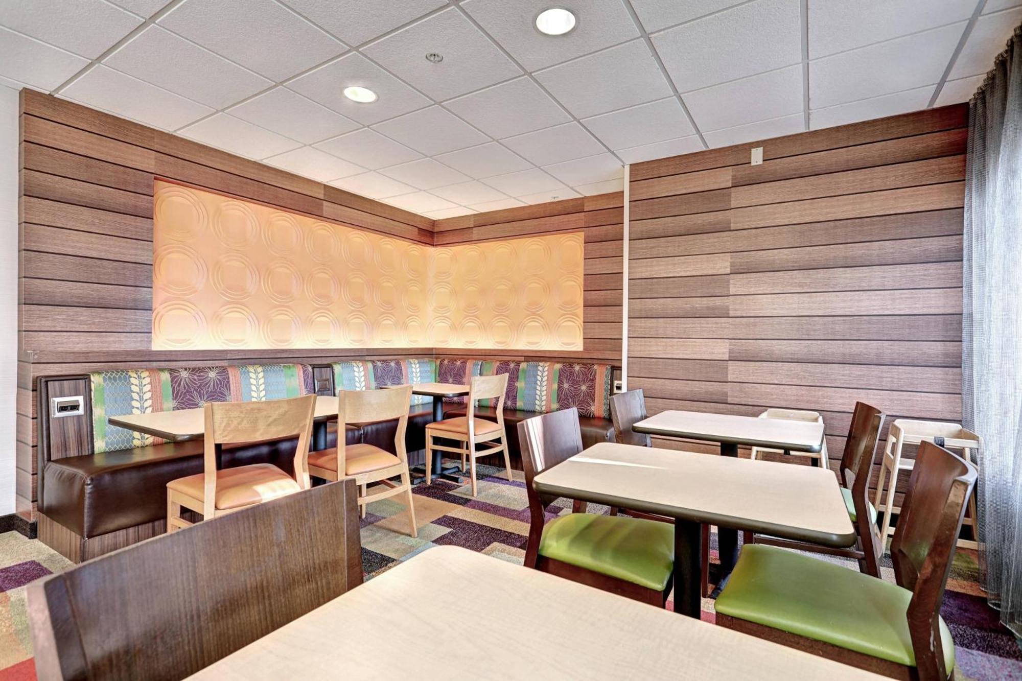 Fairfield Inn & Suites By Marriott Edison - South Plainfield Zewnętrze zdjęcie