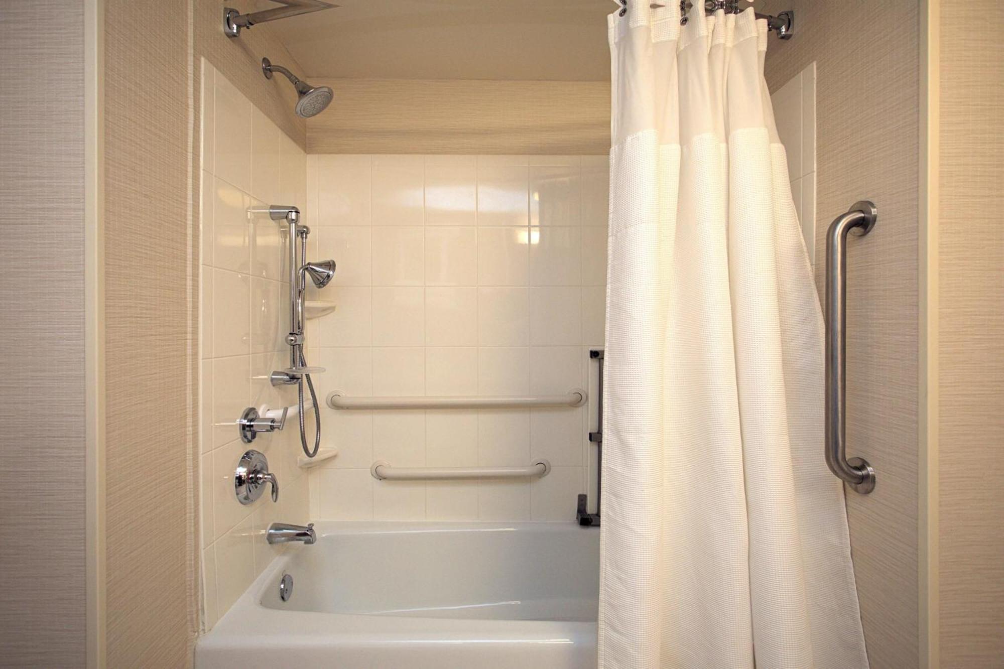 Fairfield Inn & Suites By Marriott Edison - South Plainfield Zewnętrze zdjęcie